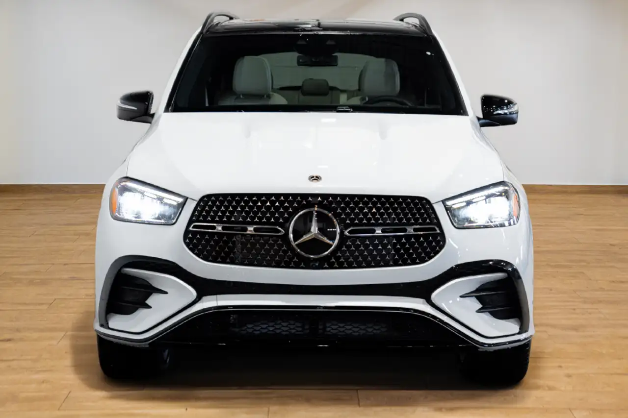 Mercedes-Benz GLE снимка Mercedes-Benz GLE