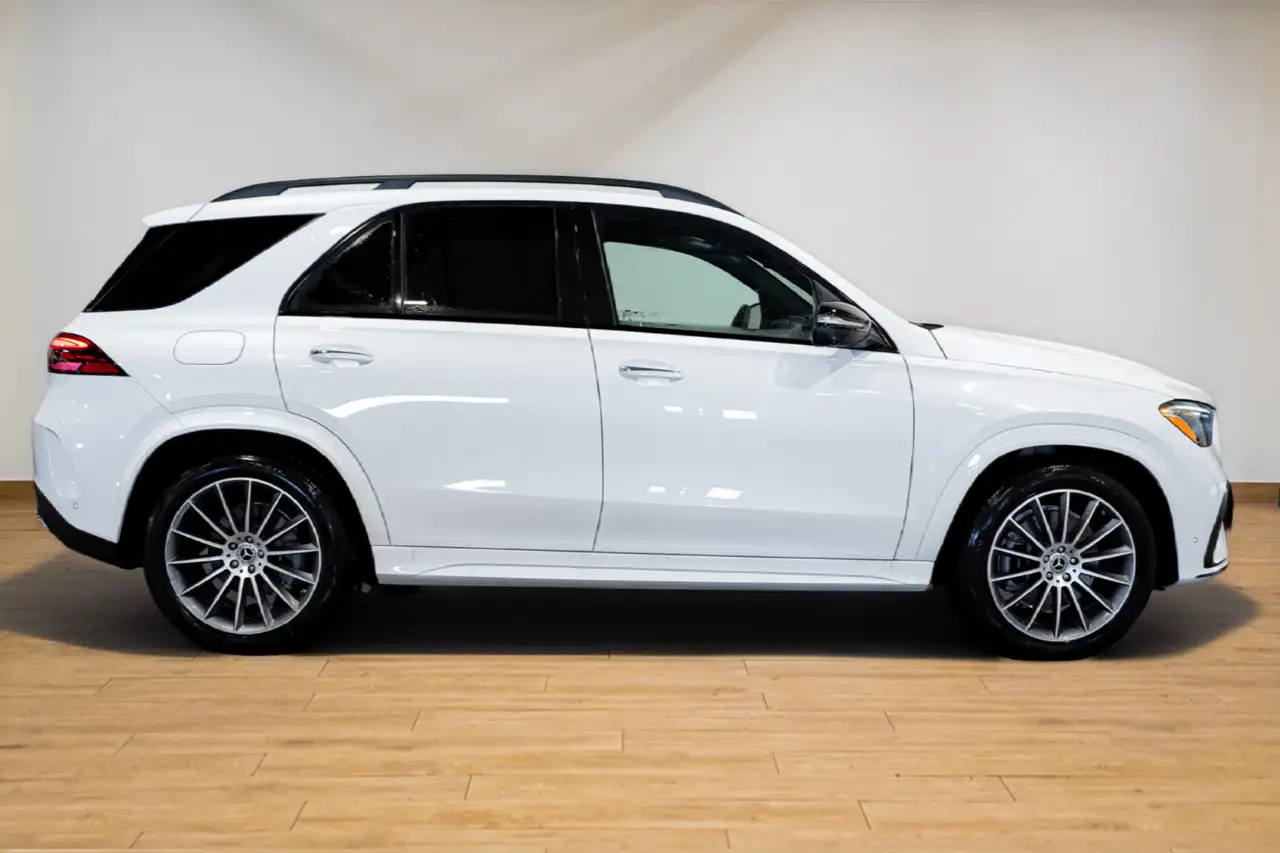 Mercedes-Benz GLE снимка Mercedes-Benz GLE