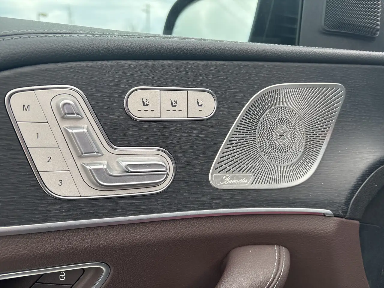 Mercedes-Benz GLE снимка Mercedes-Benz GLE