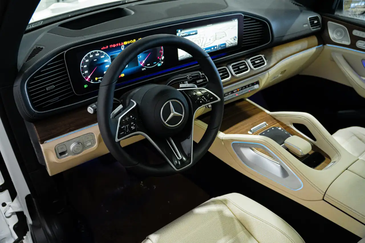 Mercedes-Benz GLE снимка Mercedes-Benz GLE