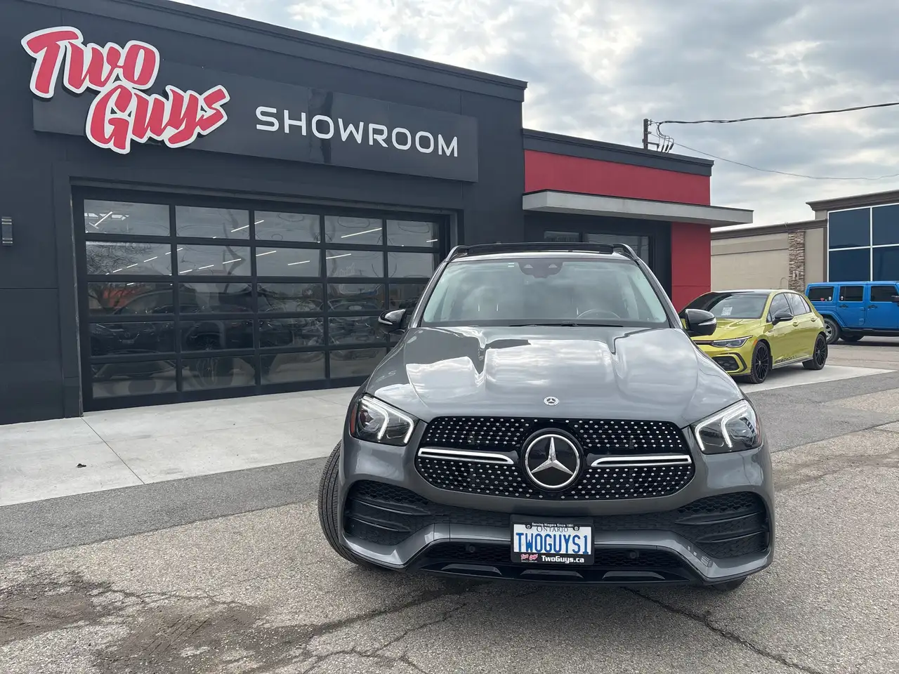 Mercedes-Benz GLE снимка Mercedes-Benz GLE
