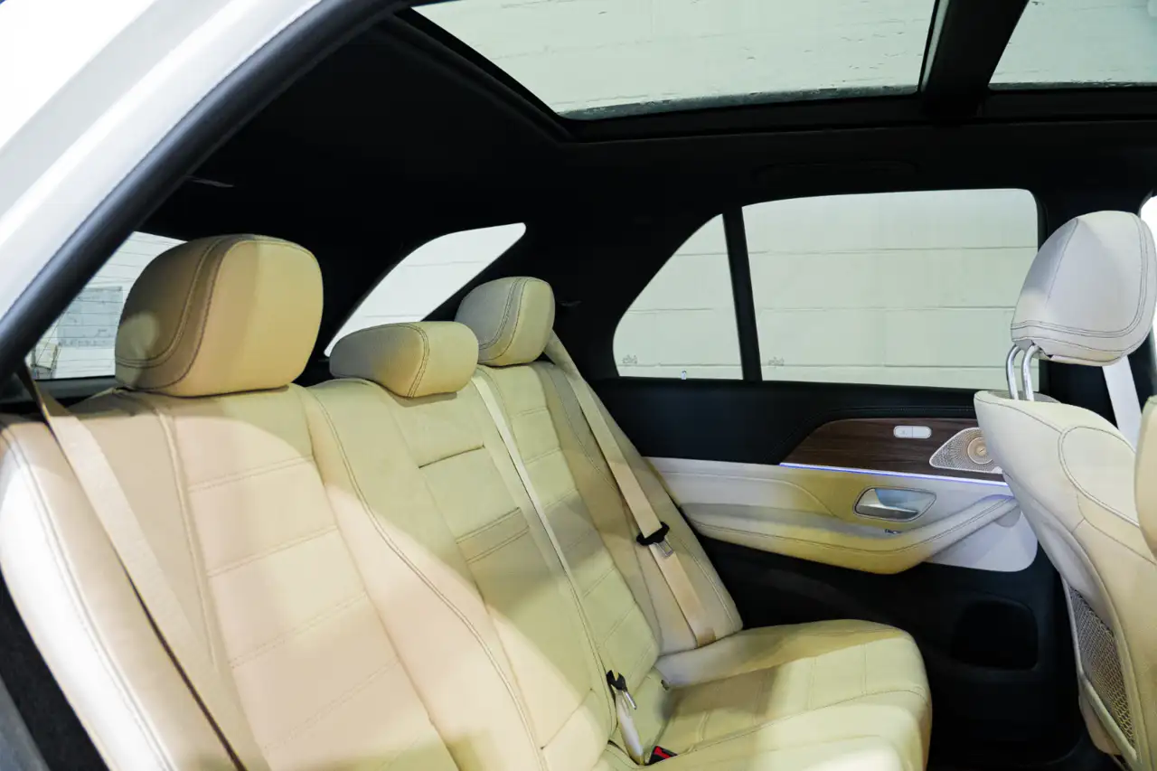 Mercedes-Benz GLE снимка Mercedes-Benz GLE