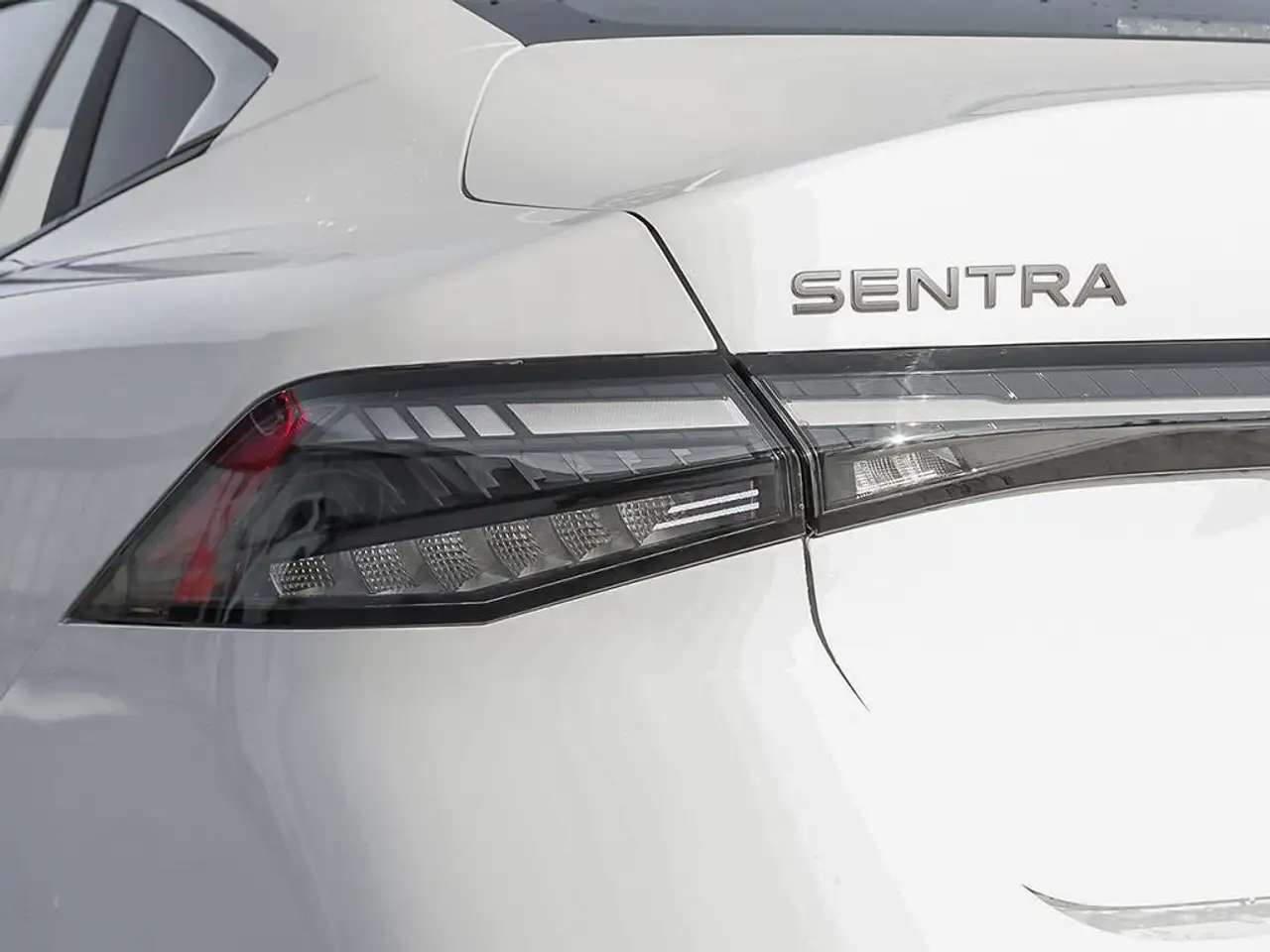 Nissan Sentra fotografie Nissan Sentra