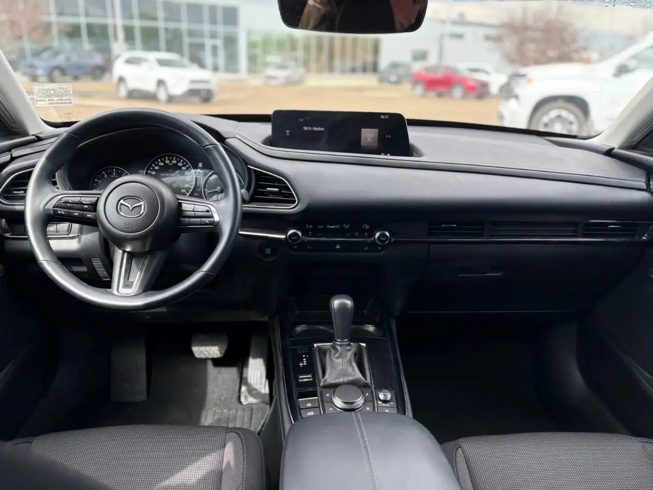 Mazda CX-30 снимка Mazda CX-30