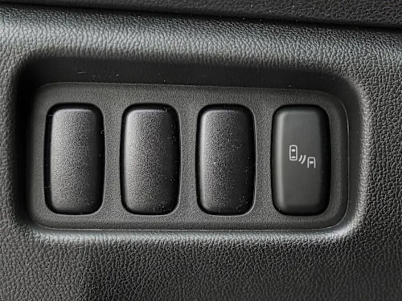 Mitsubishi RVR photo Mitsubishi RVR