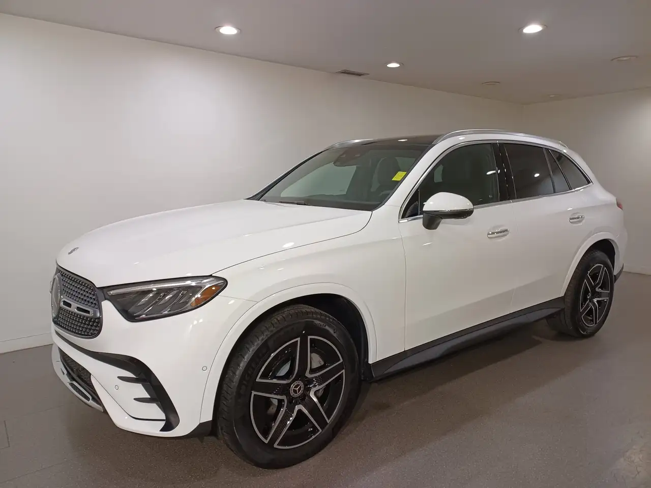 Mercedes-Benz GLC fotografie Mercedes-Benz GLC