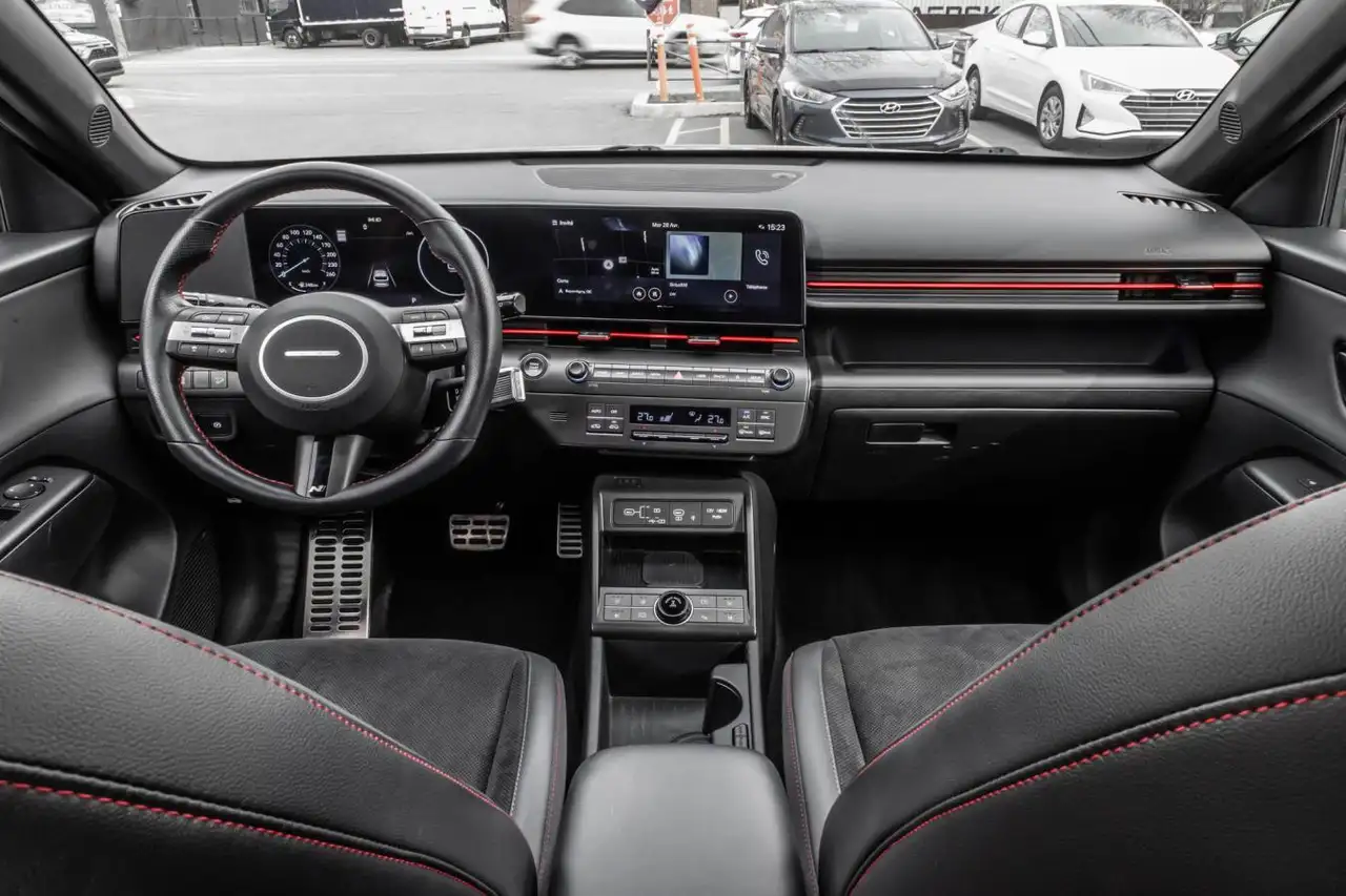 Hyundai KONA снимка Hyundai KONA
