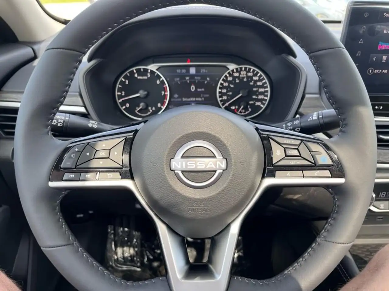 Nissan Altima fotografie Nissan Altima