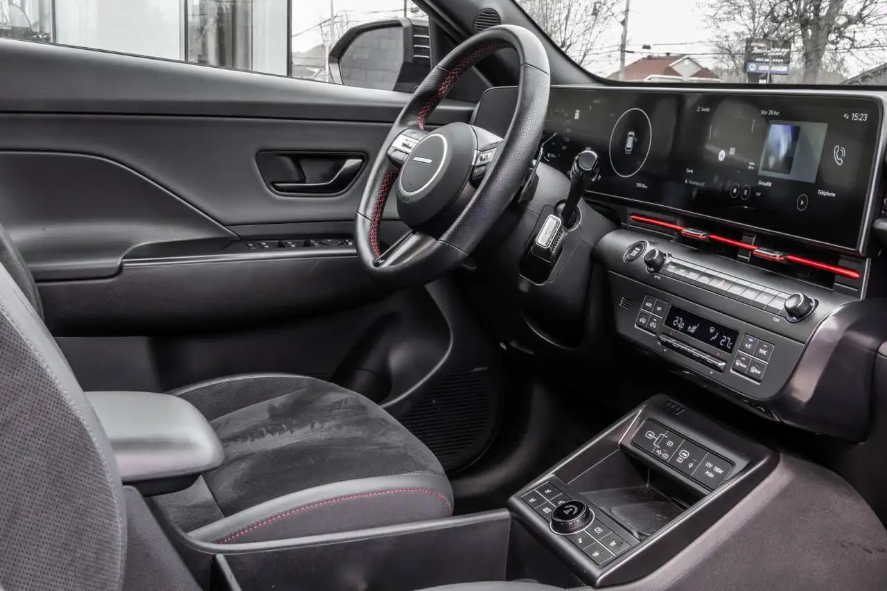 Hyundai KONA снимка Hyundai KONA