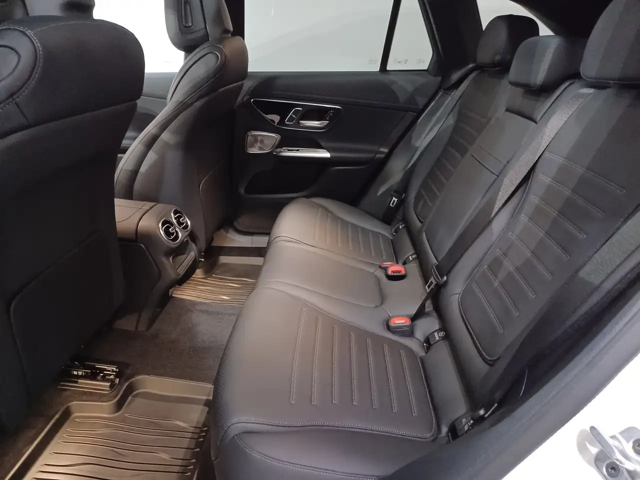 Mercedes-Benz GLC fotografie Mercedes-Benz GLC