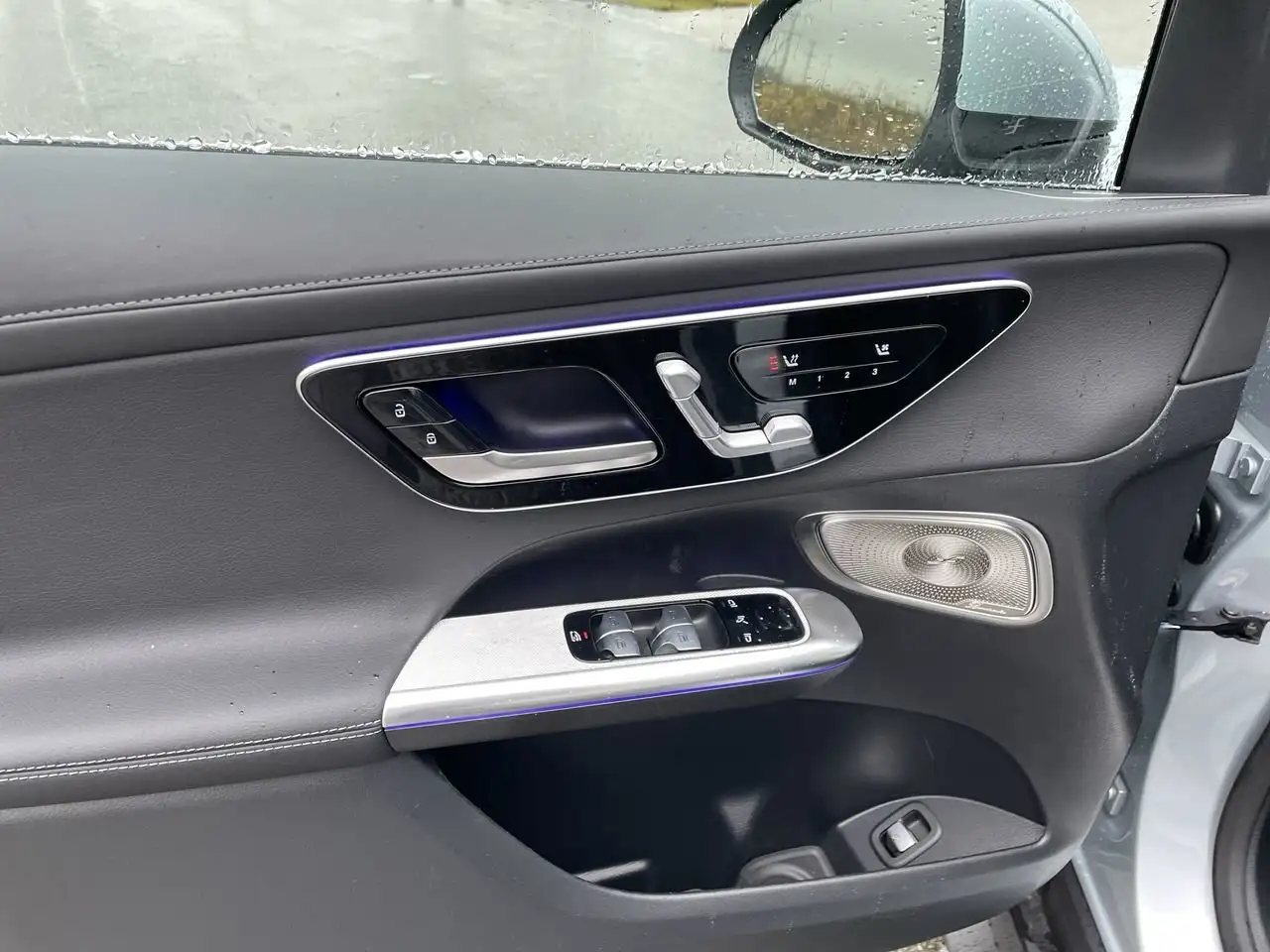 Mercedes-Benz GLC снимка Mercedes-Benz GLC