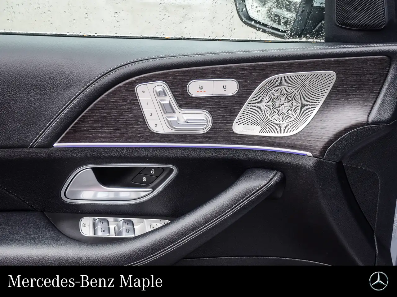 Mercedes-Benz GLE снимка Mercedes-Benz GLE