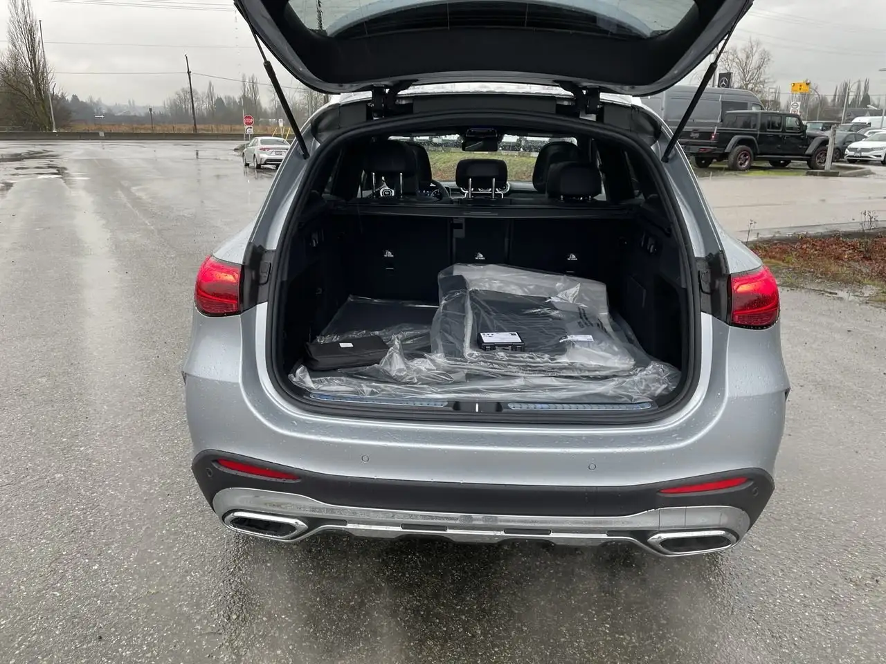 Mercedes-Benz GLC снимка Mercedes-Benz GLC