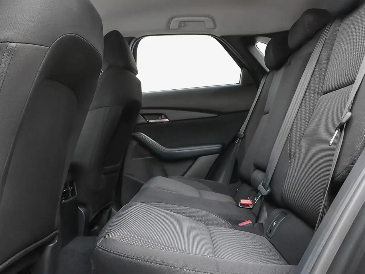 Mazda CX-30 photo Mazda CX-30