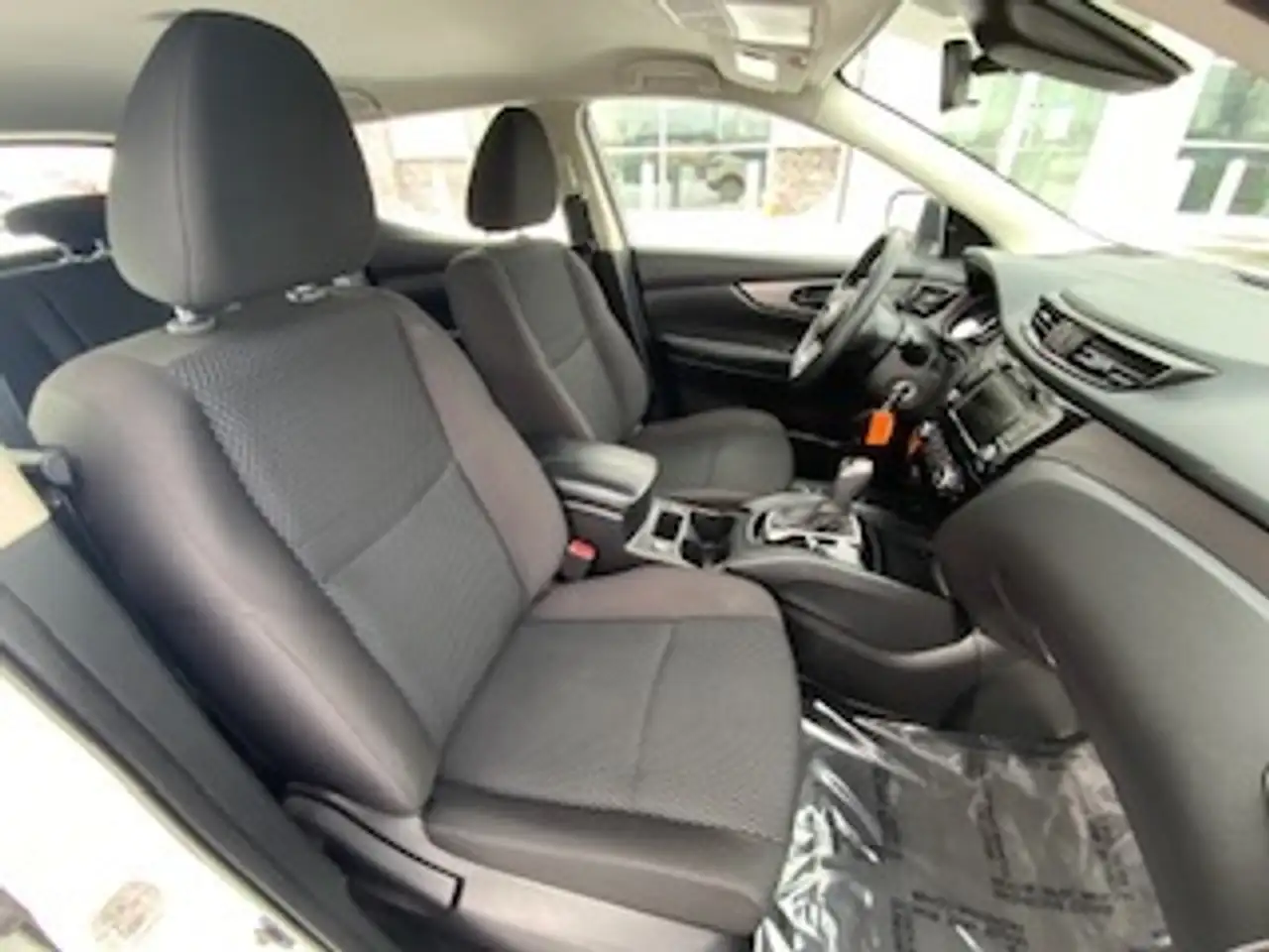 Nissan Qashqai снимка Nissan Qashqai