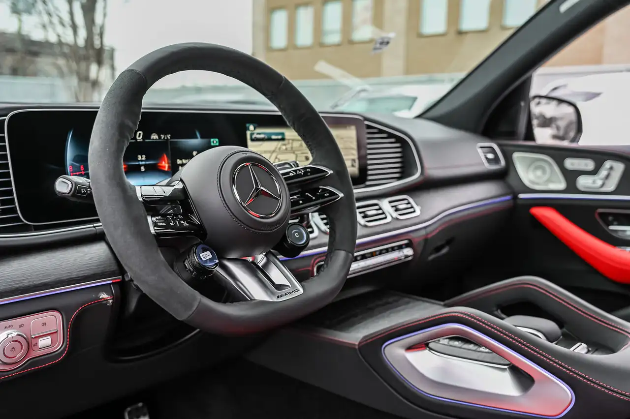 Mercedes-Benz GLE снимка Mercedes-Benz GLE
