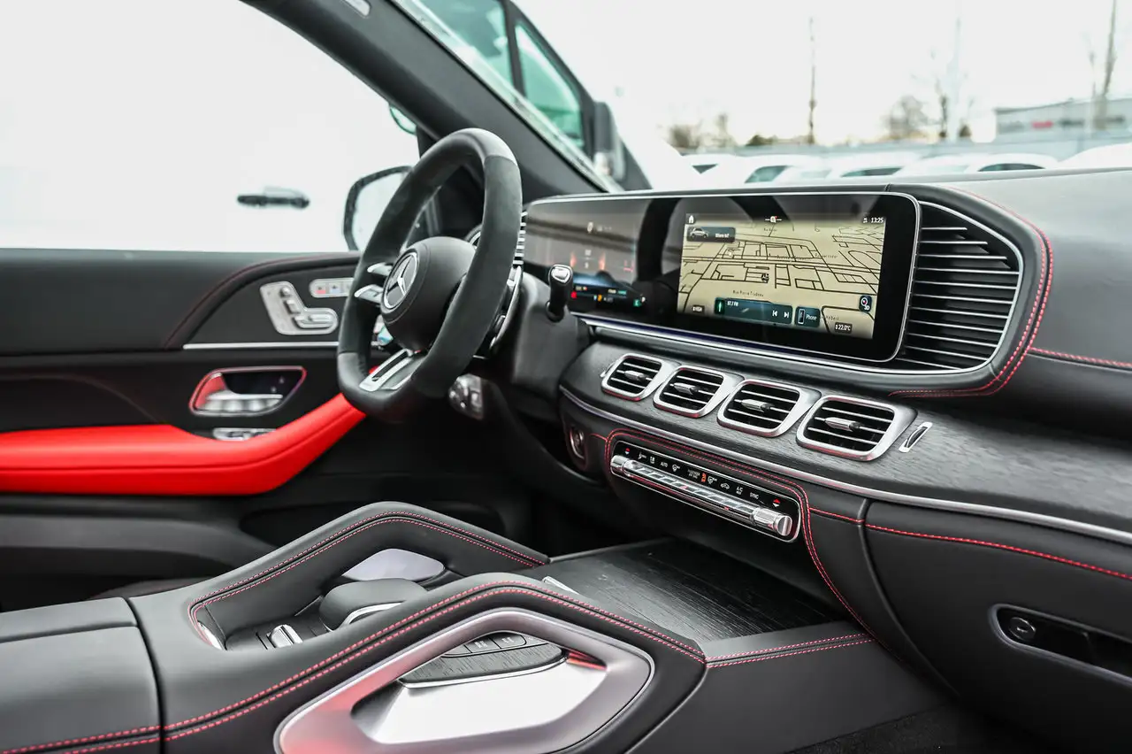 Mercedes-Benz GLE снимка Mercedes-Benz GLE