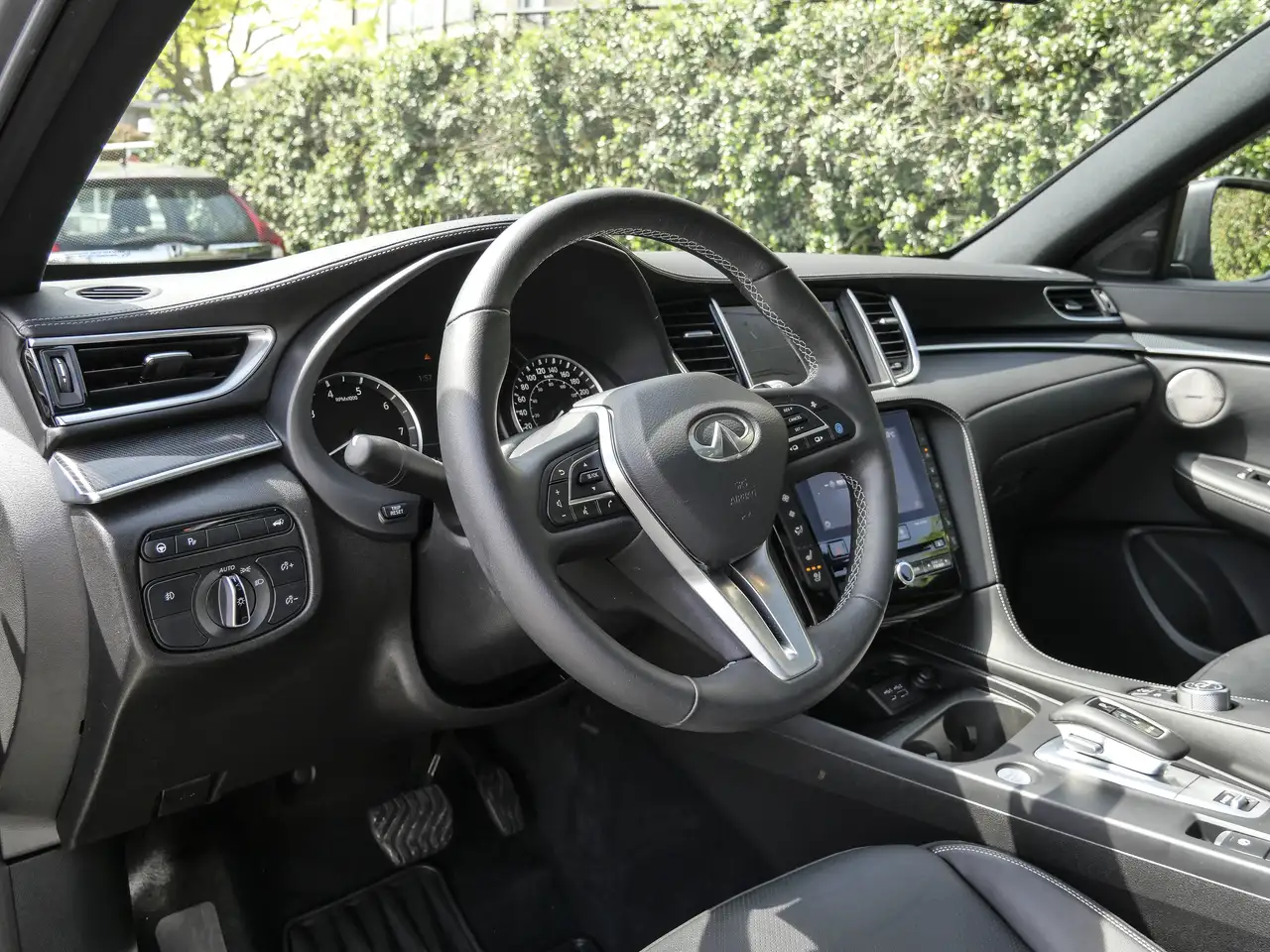 Infiniti QX50 снимка Infiniti QX50