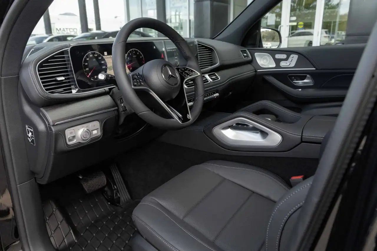 Mercedes-Benz GLE снимка Mercedes-Benz GLE