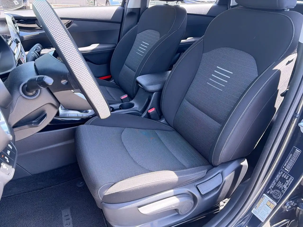 Kia Forte снимка Kia Forte