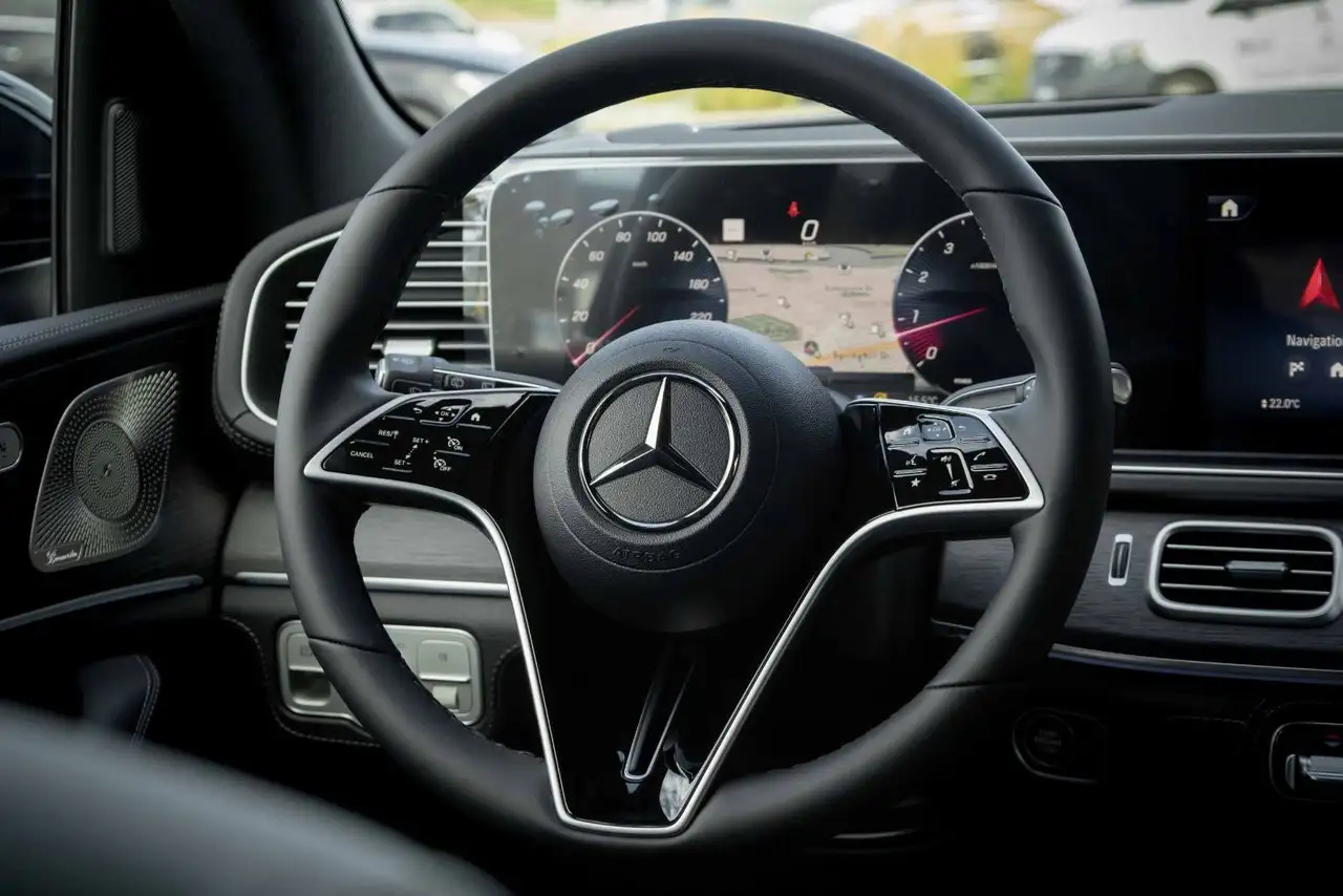 Mercedes-Benz GLE снимка Mercedes-Benz GLE