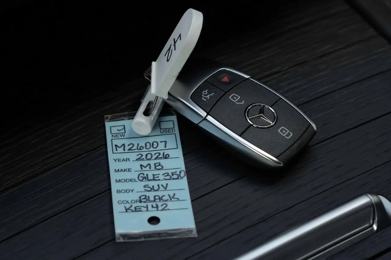Mercedes-Benz GLE снимка Mercedes-Benz GLE