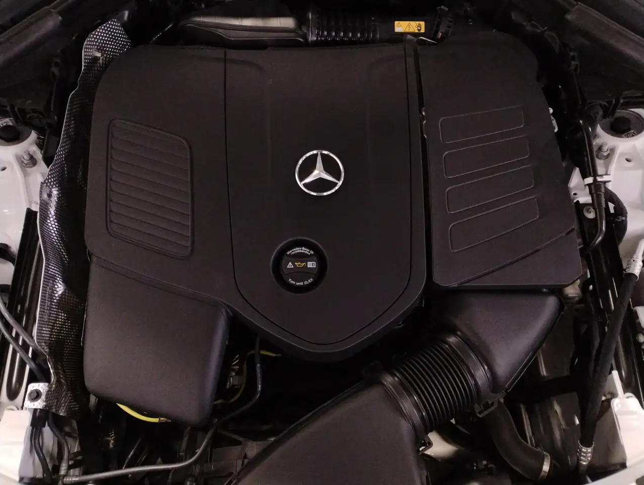Mercedes-Benz GLC снимка Mercedes-Benz GLC