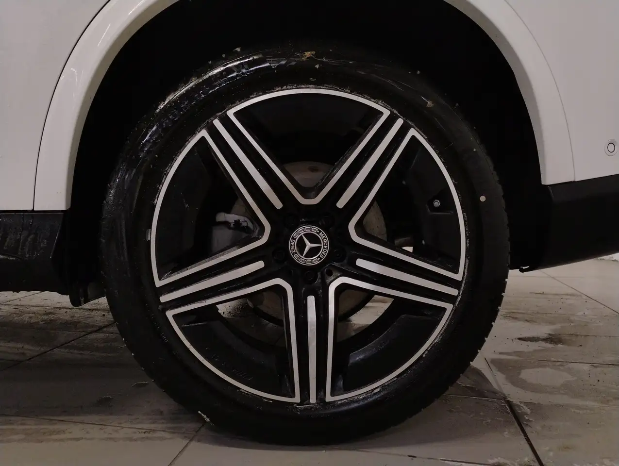 Mercedes-Benz GLC снимка Mercedes-Benz GLC