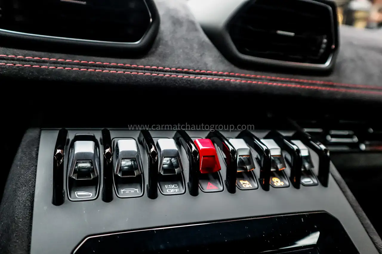 Lamborghini Huracán снимка Lamborghini Huracán