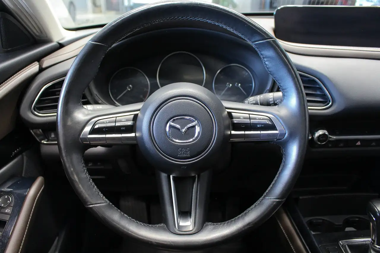 Mazda CX-30 photo Mazda CX-30