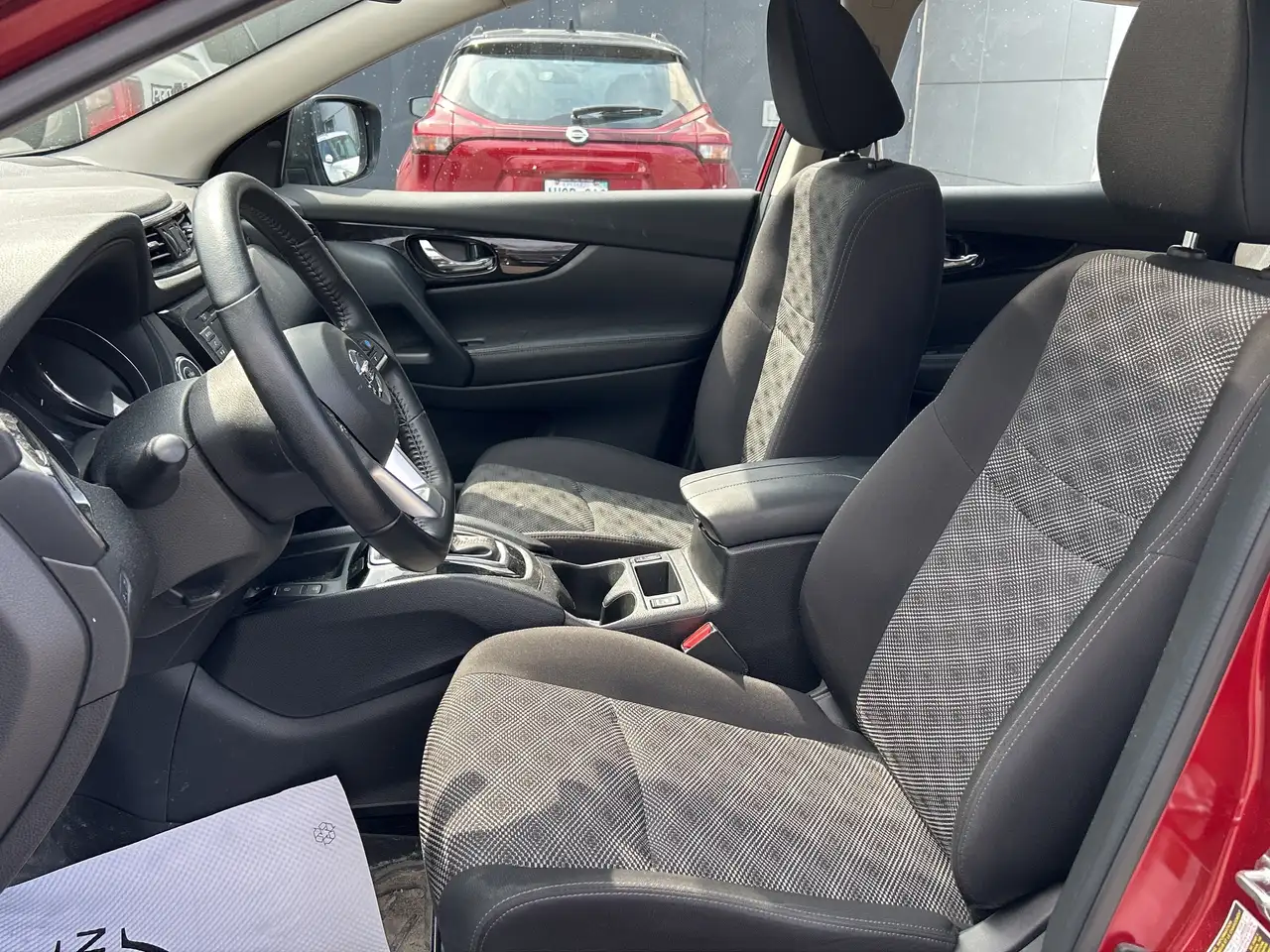 Nissan Qashqai снимка Nissan Qashqai