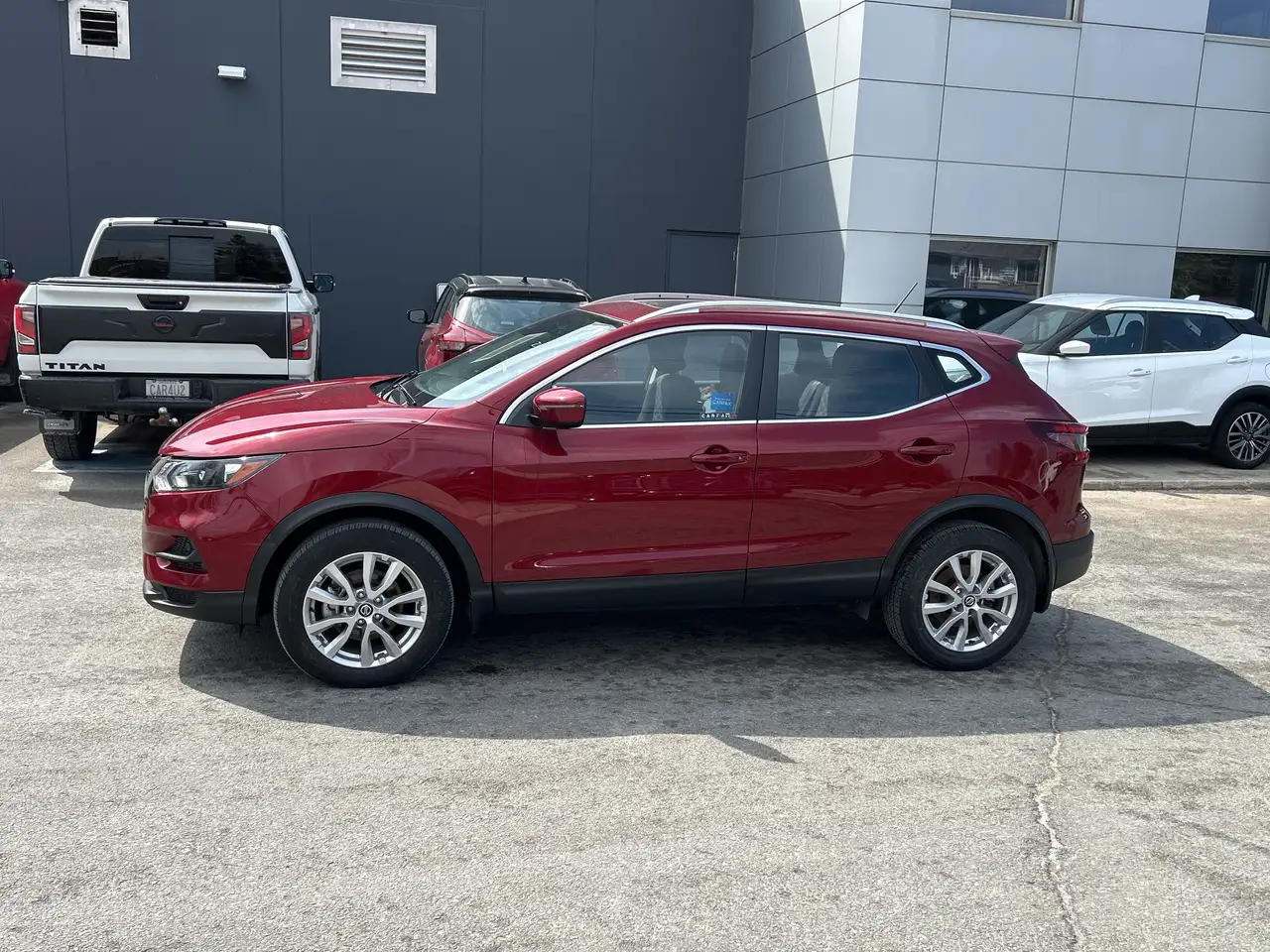 Nissan Qashqai снимка Nissan Qashqai