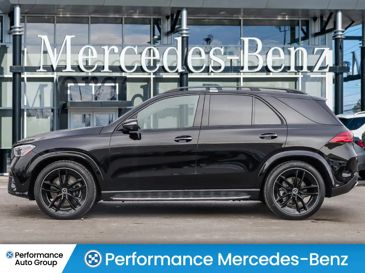 Mercedes-Benz GLE снимка Mercedes-Benz GLE