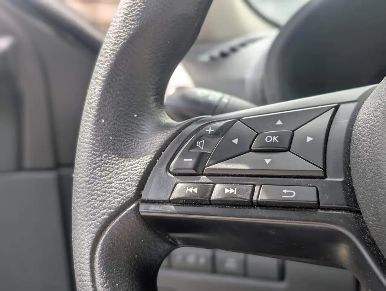 Nissan Sentra снимка Nissan Sentra
