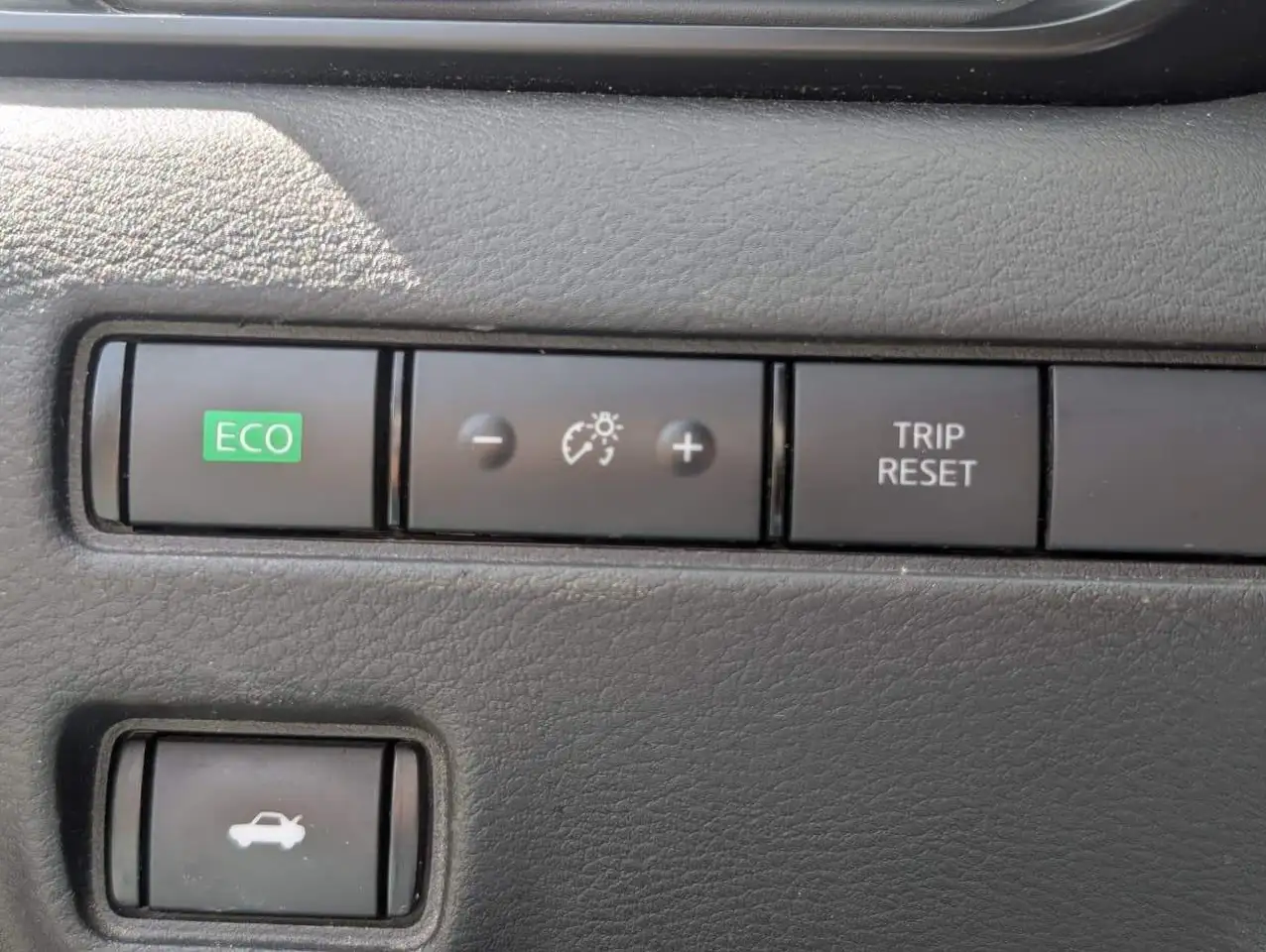Nissan Sentra снимка Nissan Sentra