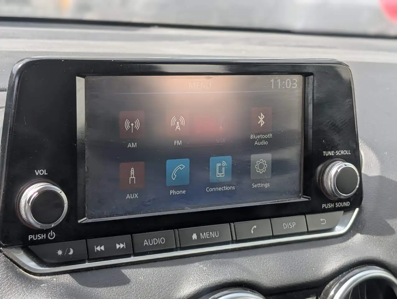 Nissan Sentra снимка Nissan Sentra