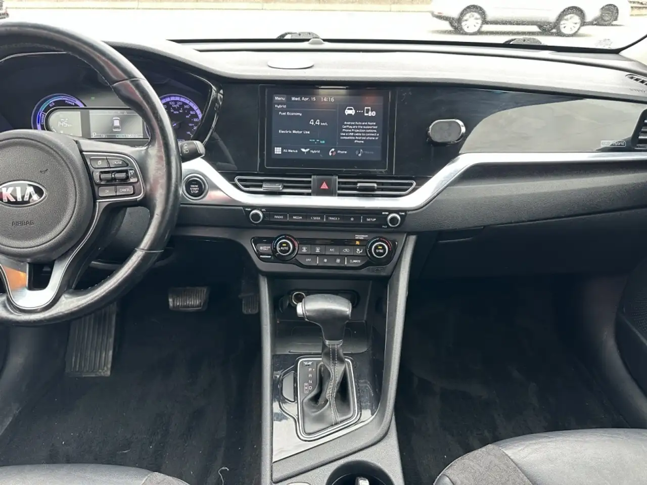 Kia Niro photo Kia Niro