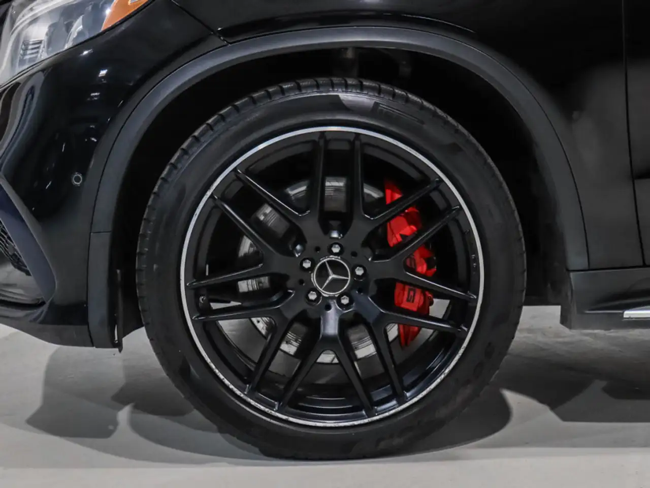 Mercedes-Benz GLE снимка Mercedes-Benz GLE