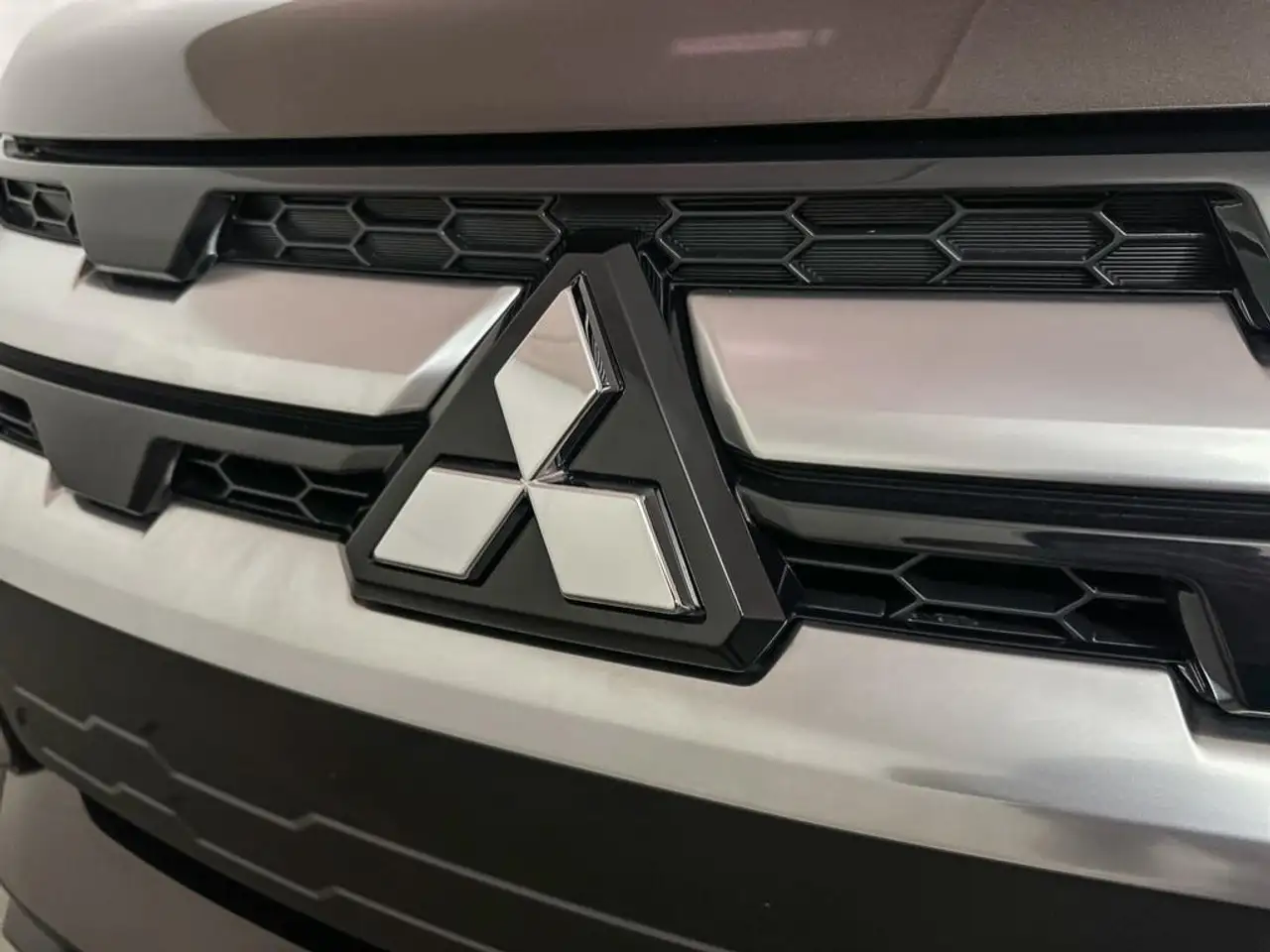 Mitsubishi RVR снимка Mitsubishi RVR