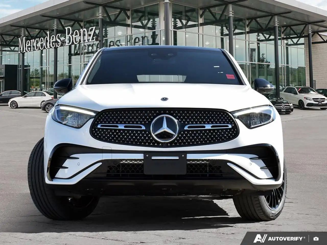 Mercedes-Benz GLC снимка Mercedes-Benz GLC