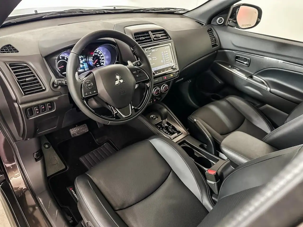 Mitsubishi RVR снимка Mitsubishi RVR