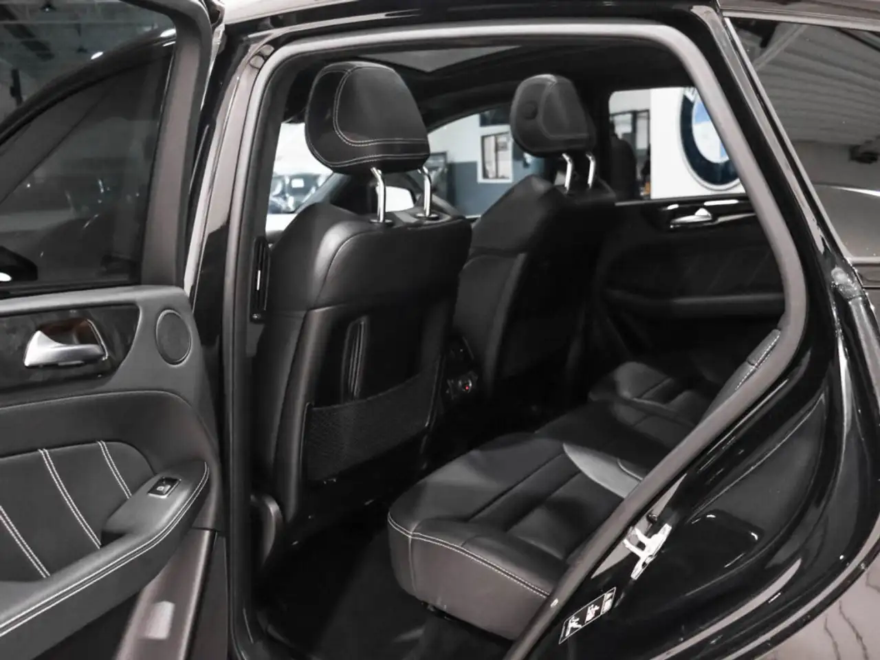 Mercedes-Benz GLE снимка Mercedes-Benz GLE