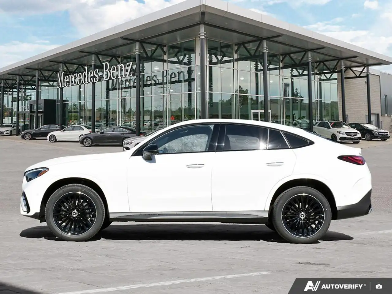 Mercedes-Benz GLC снимка Mercedes-Benz GLC