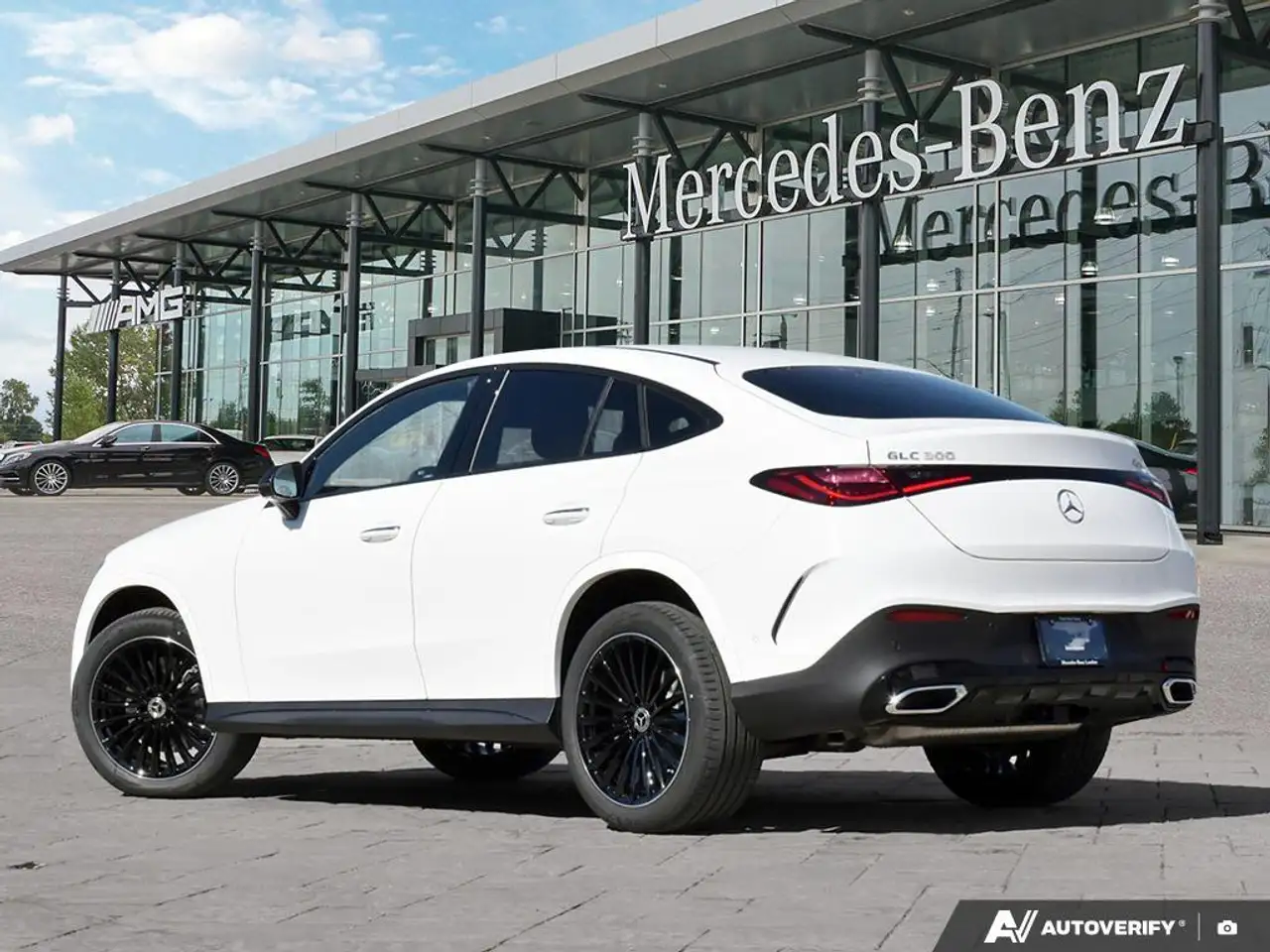 Mercedes-Benz GLC снимка Mercedes-Benz GLC