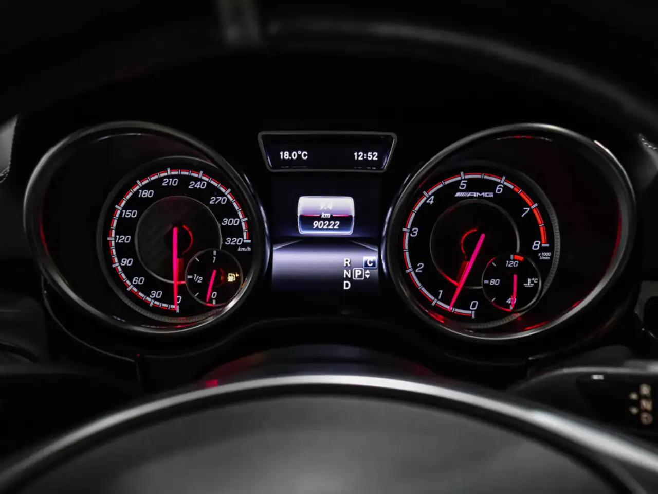 Mercedes-Benz GLE снимка Mercedes-Benz GLE