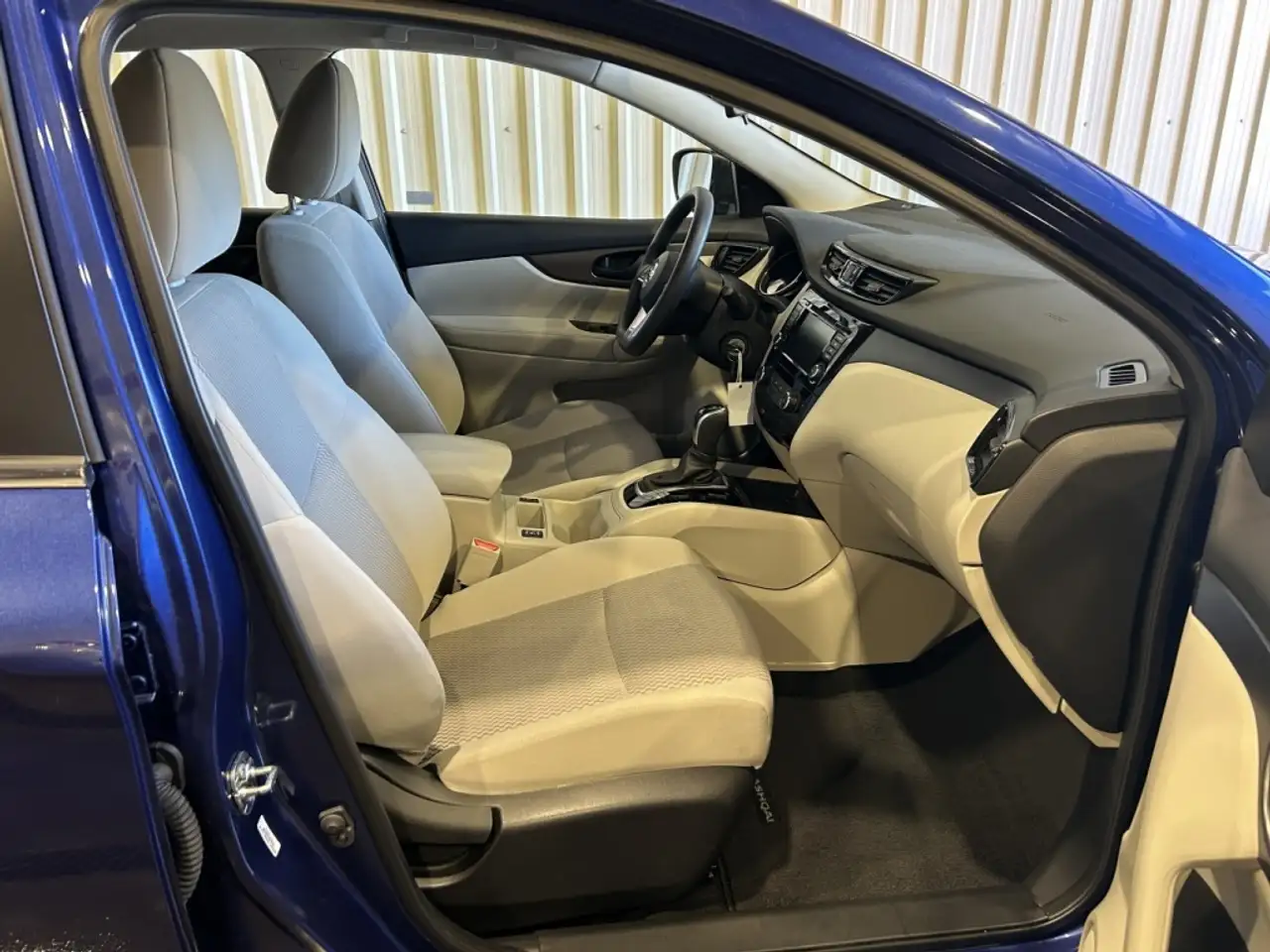 Nissan Qashqai снимка Nissan Qashqai
