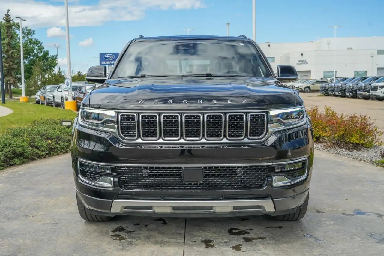 2022 Jeep Wagoneer