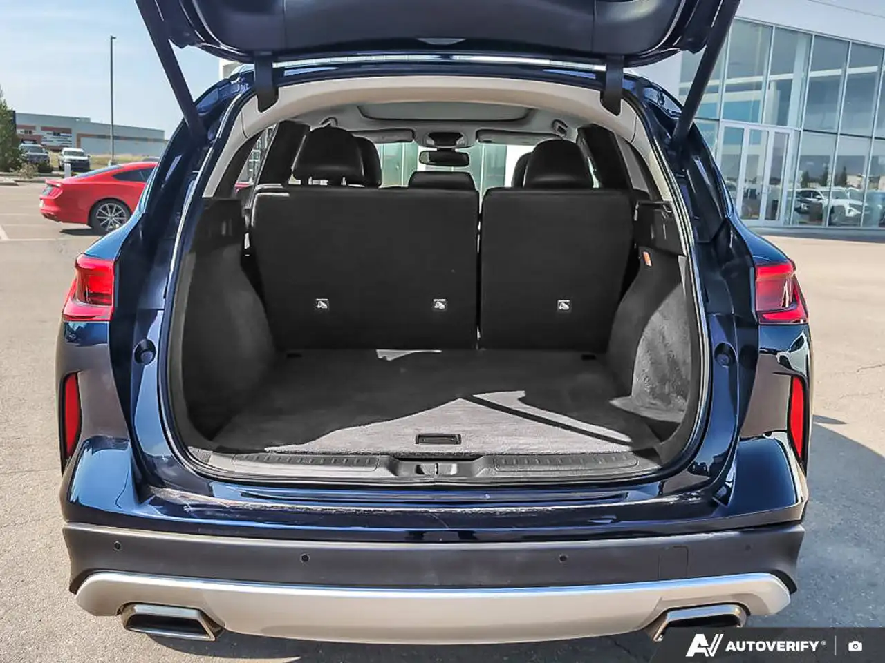 Infiniti QX50 снимка Infiniti QX50