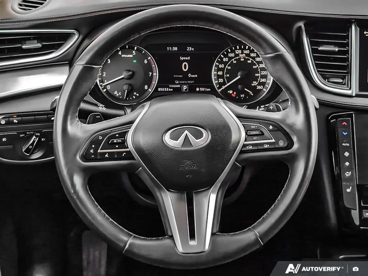 Infiniti QX50 снимка Infiniti QX50
