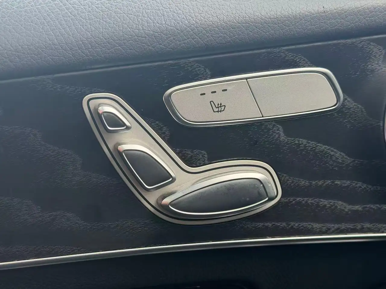 Mercedes-Benz GLC fotografie Mercedes-Benz GLC
